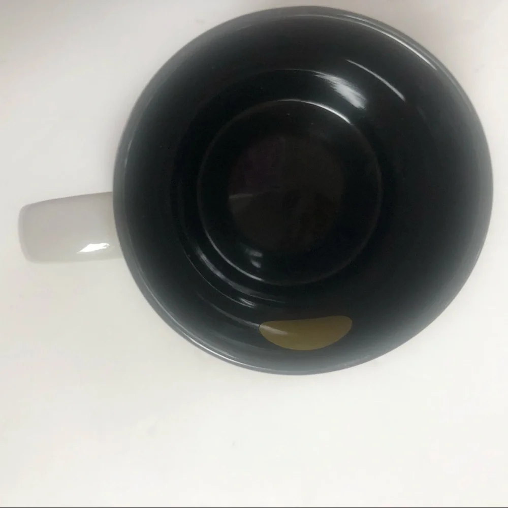 Omniware black white